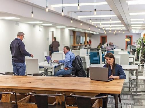 Top 10 best coworking spaces in chicago